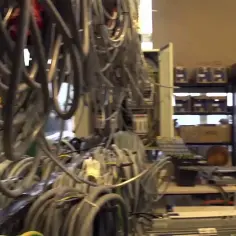 Co robi elektryk na praktykach? Kluczowe umiejętności i zadania