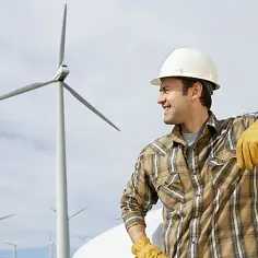 Serwis elektrowni wiatrowych – jak uniknąć kosztownych awarii?